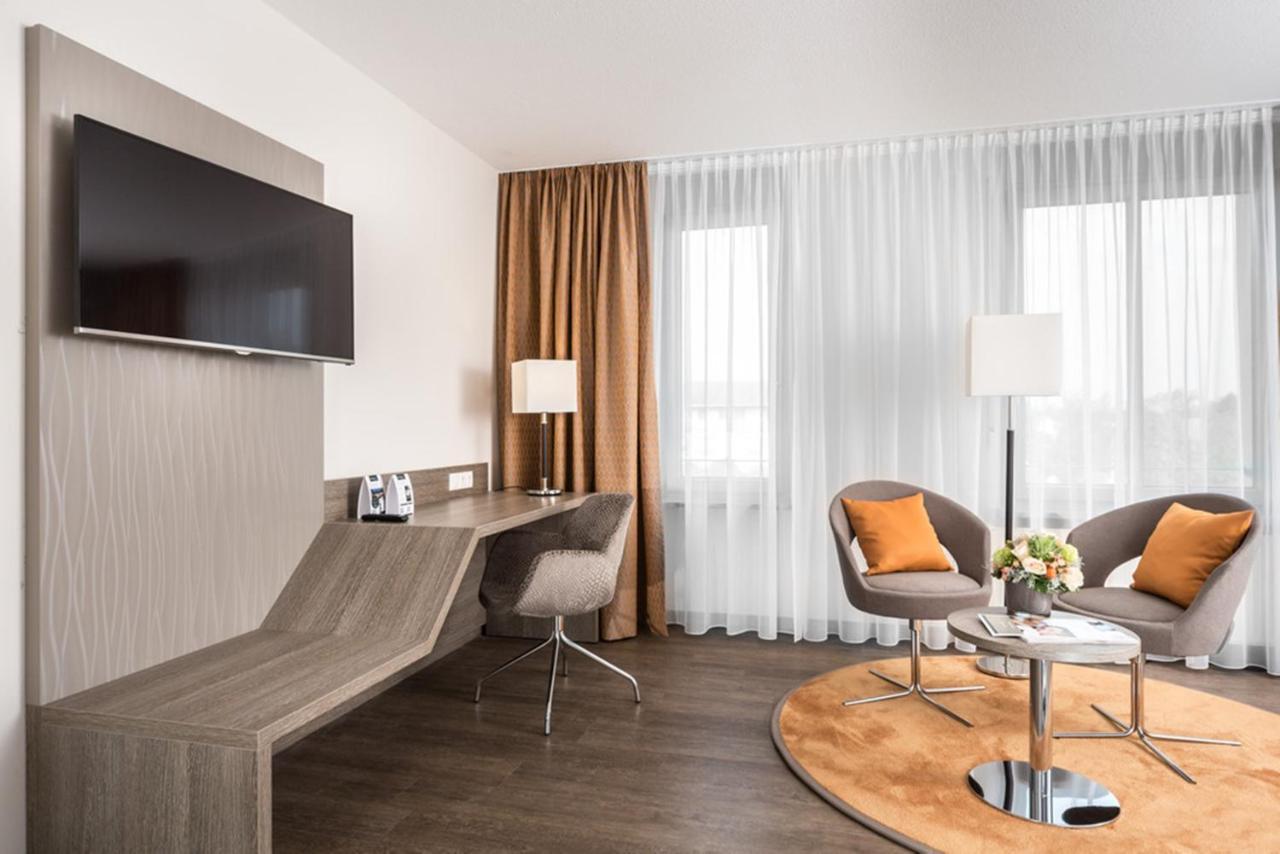 Herzogspark Apartments Mit Oder Ohne Kueche แฮร์โซเกนเอารัค ภายนอก รูปภาพ