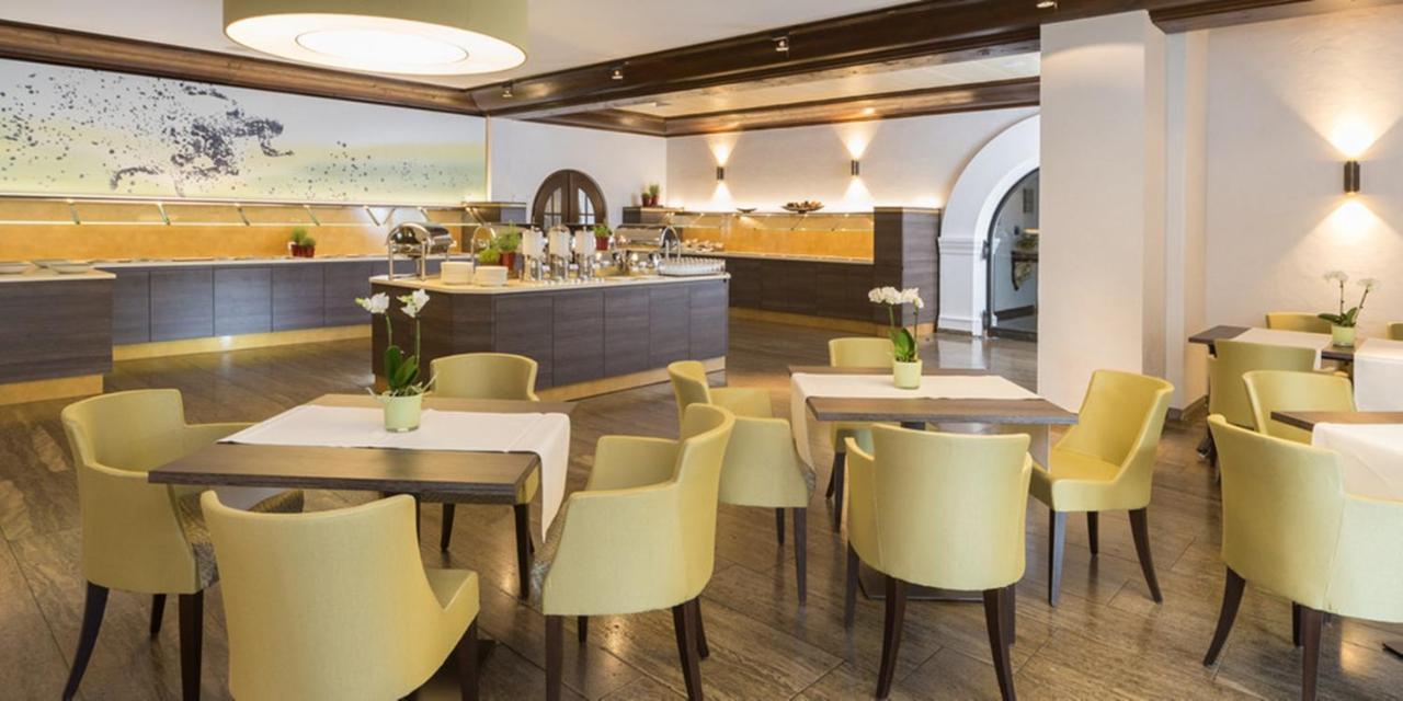 Herzogspark Apartments Mit Oder Ohne Kueche แฮร์โซเกนเอารัค ภายนอก รูปภาพ