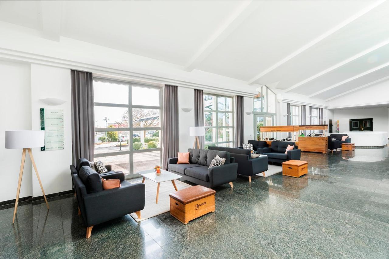 Herzogspark Apartments Mit Oder Ohne Kueche แฮร์โซเกนเอารัค ภายนอก รูปภาพ